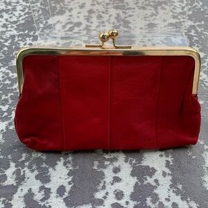 Red kisslock clutch retro style